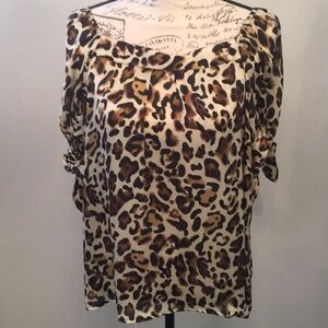 Animal print tie sleeved blouse